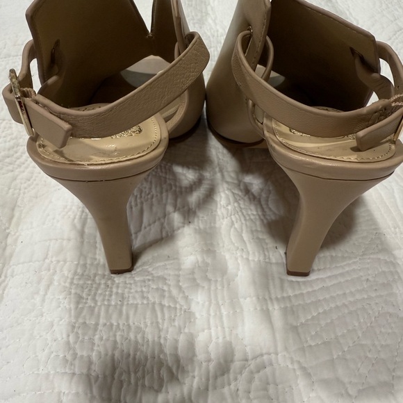 Vince Camuto Naveah Nude Leather
Slingback Heels - Picture 5 of 8